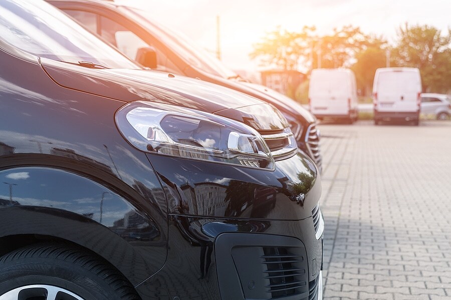 Why Choose a Minivan Rental